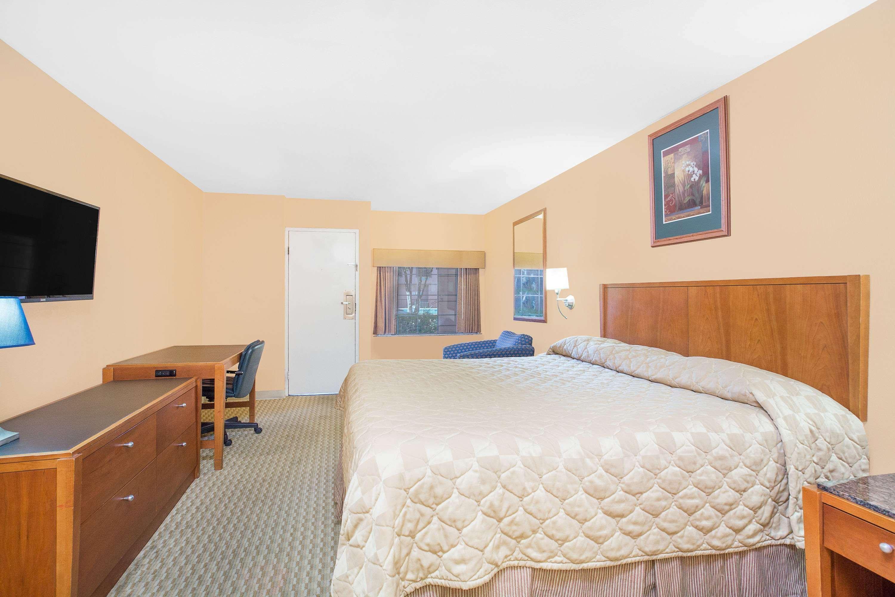 Motel Super 8 By Wyndham San Angelo Extérieur photo